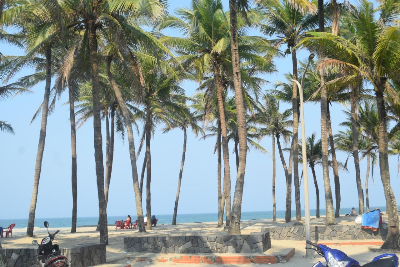 Cua Dai Beach Hotel View Beach & River An Luong Bagian luar foto